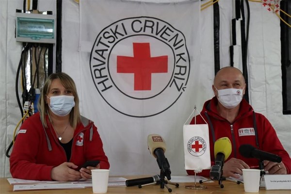 Hrvatski Crveni križ krenuo s uplatama jednokratne novčane pomoći